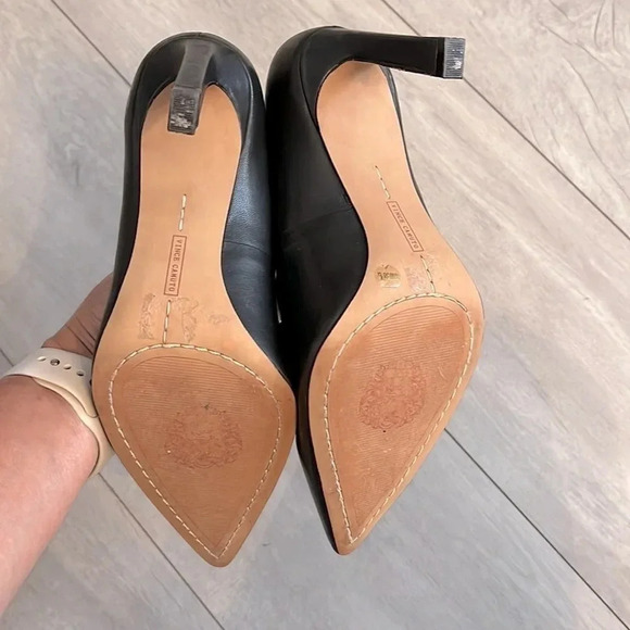 VINCE CAMUTO NWOT Nappa Leather black Heels, size 7.5 - Picture 4 of 8